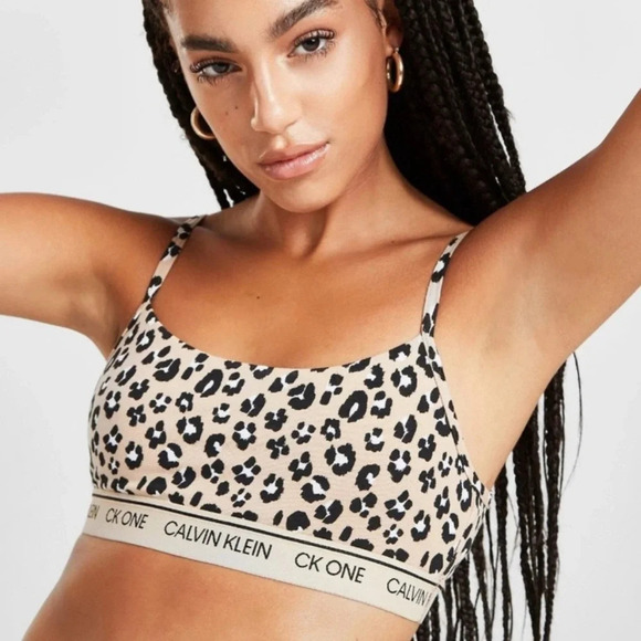 Calvin Klein bundle of Two New animal print bralettes size M - Picture 4 of 13